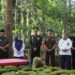Peringatan Hari Jadi ke-382 Ciamis, Kapolres Ciamis Dampingi Pj Bupati Ciamis Ziarah ke Makam Leluhur