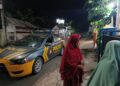 Peduli Kasih. Polsek Baros antarkan Ibu lansia yang tak tau arah pulang