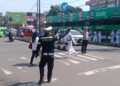 Unit Lantas Polsek Cikole Laksanakan Giat Pengaturan Siang Hari