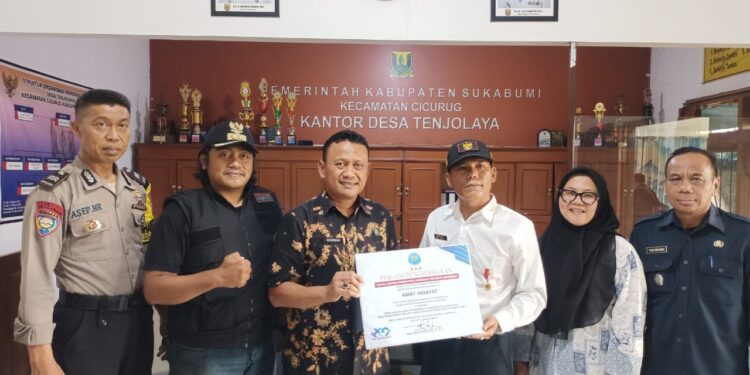 Kades Tenjolaya Sukabumi Raih Penghargaan BNN RI