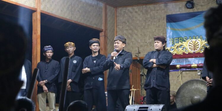 Hadiri Seren Taun Kasepuhan Cipta Mulya ke-445, BNNK Sukabumi Sosialisasikan P4GN