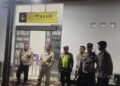 Kapolsek Cireunghas Pimpin Patroli Kontrol Stasiun Kereta Api Cegah Aksi Kriminalitas