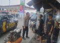 Guna menciptakan keamanan dan kondusif, Kapolsek Citamiang Patroli Dialogis dan Sambangi Warga.