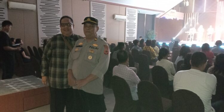 Minggu Kasih, Polsek Cisaat  Berikan Pengamanan Ibadah Kebaktian Minggu Gereja GBI MNCC Sukabumi