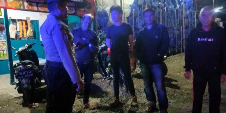 Polsek Cibeureum Cegah Gukamtibmas, Lakukan Patroli KRYD Malam Minggu