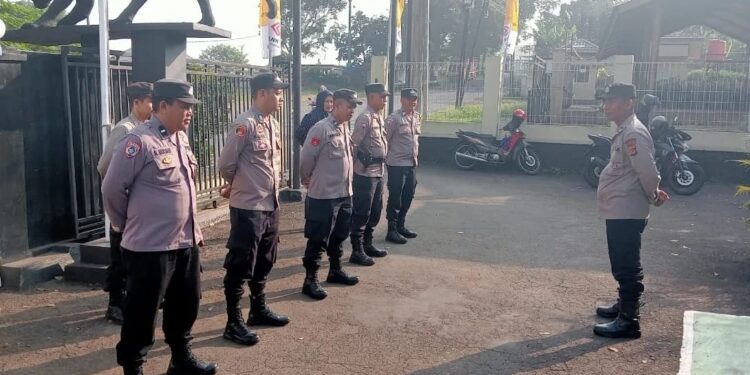 Polsek Citamiang Gelar Apel Pagi Sebagai Bentuk Kedisiplinan.