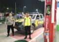 Polisi Sambangi SPBU Malam Hari, Sampaikan Pesan Kamtibmas
