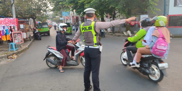 Gatur Lalu lintas pagi, Bentuk Pelayanan kepada Masyarakat guna terciptanya Kamseltibcar Lantas