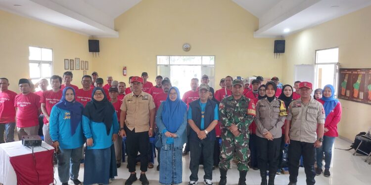 Bhabinkamtibmas Hadiri  Sosialisasi Kampung Siaga Bencana dan Penguatan Data Ta 2024