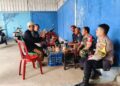 Dekati warga Babinkamtibmas bersinergi dengan Babinsa Sambangi Warga dan Berikan Imbauan Kamtibmas