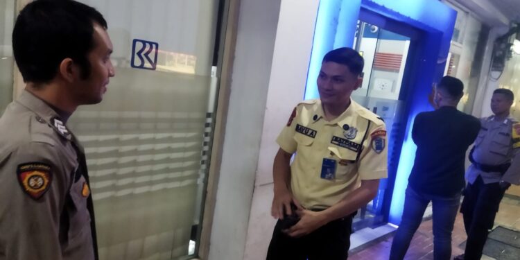 Antisipasi Terjadinya Gangguan Kamtibmas Kapolsek Citamiang Gelar Patroli KRYD.