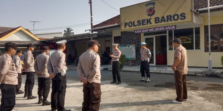 Wujud nyata kebersamaan Polsek Baros efektifkan apel pagi