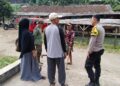 Jalin Silaturahmi, Bhabinkamtibmas Polsek Cikole Laksanakan Giat Sambang Warga