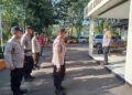 Apel Pagi dan pengecekan kelengkapan personil polsek Lembursitu  sebagai bentuk kedisiplinan dan kesiapsiagaan Polsek Lembursitu