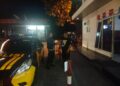 Unit Samapta Polsek Cikole Laksanakan Dialogis Saat Patroli Malam