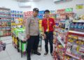 Bhabinkamtibmas Polsek Kebonpedes Berikan Himbauan Kamtibmas Kepada Karyawan Mini Market*