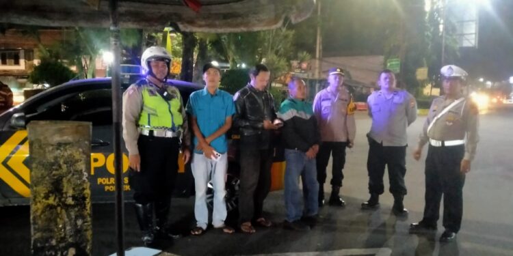 Polsek Sukaraja melaksanakan patroli rutin