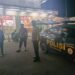 Anggota Samapta Polsek Sukalarang Laksanakan Patroli Dialogis Kerawanan Malam Sambangi Minimarket Yomart