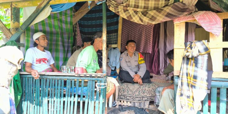 Bhabinkamtibmas Polsek Sukaraja Laksanakan Silaturahmi Bersama Warga Binaan
