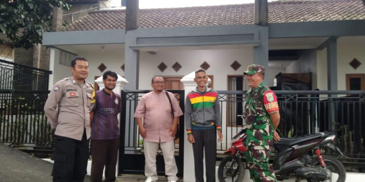 Babinkamtibmas Polsek Sukabumi bersinergi dengan Babinsa Sambangi Warga dan Berikan Himbauan Kamtibmas