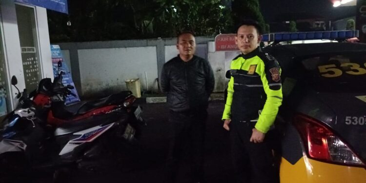 Patroli Polsek Cisaat  antisipasi Kerawanan Malam