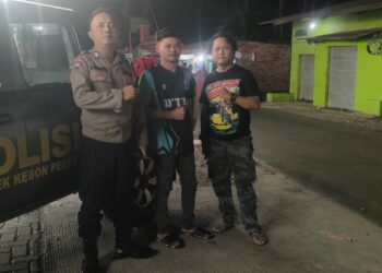 Patroli Sambang Warga Polsek Kebonpedes Ajak Kamtibmas Yang Kondusif
