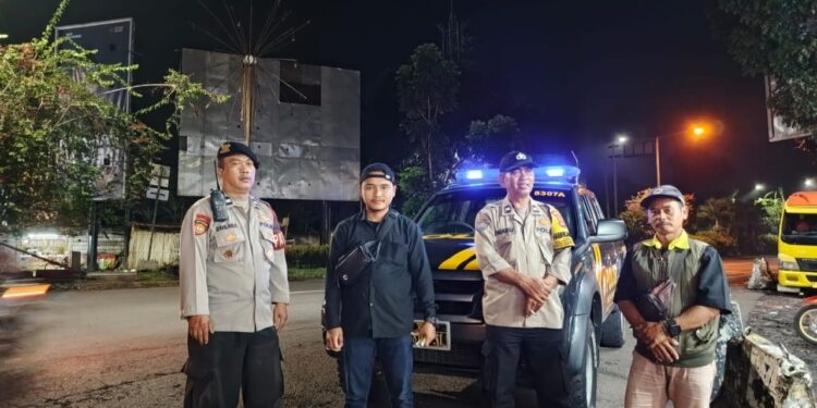 Polsek Lembursitu Intensifkan Patroli Malam hari, Jaga Kamtibmas Tetap Kondusif