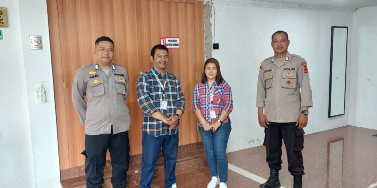 Minggu Kasih, Polsek Cisaat  Berikan Pengamanan Ibadah Kebaktian Minggu Gereja GBI MNCC Sukabumi