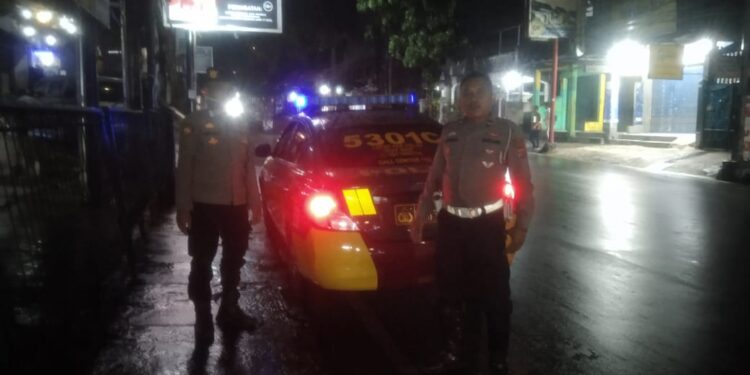 Polsek Cikole Gencarkan Patroli Pada Malam Hari