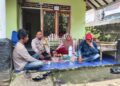 Bhabinkamtibmas Bersinergi dengan Babinsa Sambangi Warga Untuk Tingkatkan Harkamtibmas