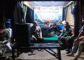 Patroli dialogis, Bhabinkamtibmas Polsek Cireunghas Bersama Babinsa Ajak Warga Waspada Kejahatan Malam Hari