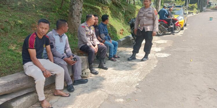 Polsek Sukabumi Laksanakan Kegiatan Dialogis dengan Pengunjung Wisata