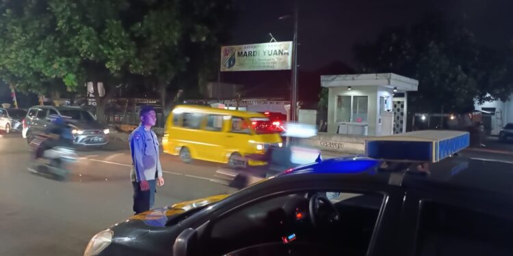 Polsek Cikole Gencarkan Patroli Pada Malam Hari