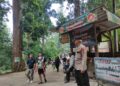 Personil Polsek kadudampit Melaksanakan giat Patroli tempat wisata situgunung.
