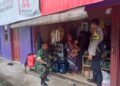 Bhabinkamtibmas Bersinergi dengan Babinsa Sambangi Warga Untuk Tingkatkan Harkamtibmas