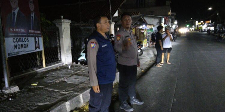 Antisipasi malam minggu, Polsek baros gelar patroli antisipasi malam minggu jaga Kondusifitas Pilkada serentak 2024