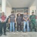 Sambangi Warga, Polisi dan TNI di Gunungguruh Sukabumi Ajak Jaga Kondusifitas Pilkada 2024