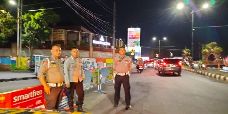 Polsek Cikole Gelar Patroli KRYD untuk Antisipasi Gangguan Kamtibmas Menjelang Pilkada 2024