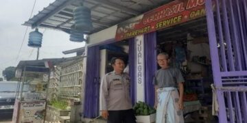 Pastikan Kamtibmas Kondusif Jelang Pilkada Serentak 2024, Kanit Samapta Polsek Cireunghas Laksanakan Patroli Dialogis