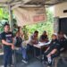 Jaga Kondusifitas Pilkada Serentak 2024 Bhabinkamtibmas Sambangi Warga Untuk Tingkatkan Harkamtibmas