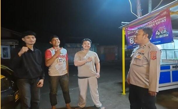 Ops Lilin 2024, Polsek Cireunghas Patroli Dialogis Malam Berikan Rasa Aman Kepada Masyarakat
