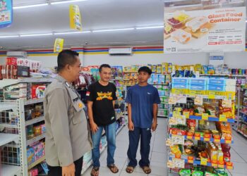 Patroli Dialogis Bhabinkamtibmas Desa Sasagaran Dengan Warga Binaan Sampaikan Himbauan Kamtibmas