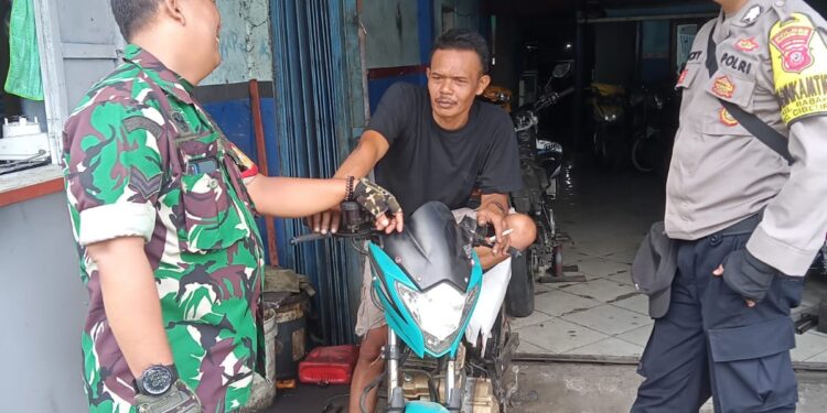 Polsek Cibeureum Sambangi Warga Untuk Tingkatkan Harkamtibmas