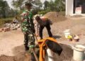 Polsek Sukaraja Bhabinkamtibmas dan Warga Selawangi Gotong Royong
