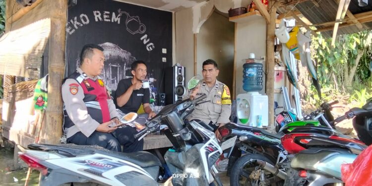 Wujud  Nyata Kedekatan POLRI Dengan Warga, Bhabinkamtibmas Lakukan Sambang Kepada Warga Binaan