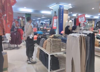 Polsek Citamiang Patroli Dialogis dan Sambangi Warga
