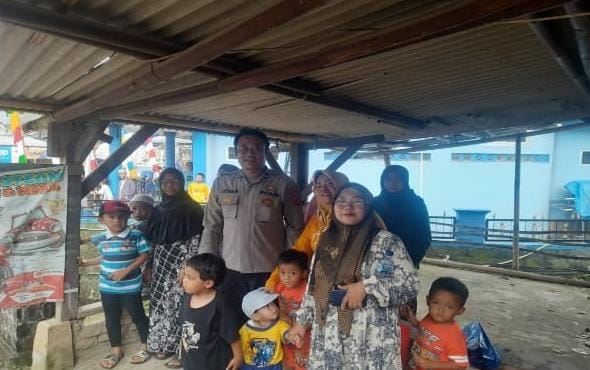 Polsek Cireunghas Laksanakan Patroli Sampaikan Himbauan Kamtibmas