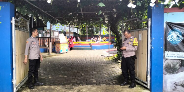 Patroli Sambang Pilar Mas, Polsek Baros Pastikan Situasi Aman dan Kondusif