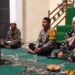 Bhabinkamtibmas Desa Jambe Nenggang Hadiri Peringatan Isra Miraj di Masjid Jami Al Ikhlas Desa Jambe Nenggang Sampaikan Pesan Kamtibmas