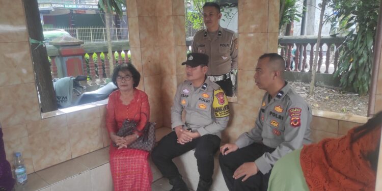 Pam Gereja, Sudah Menjadi Rutinitas Anggota Polsek Warudoyong